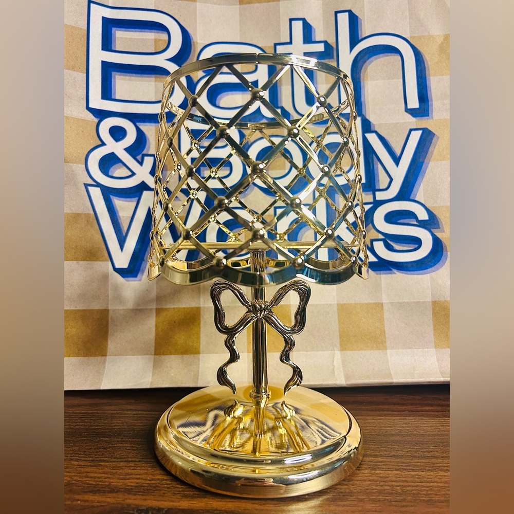 Bath & Body Works | Bow Lamp Candle Holder
